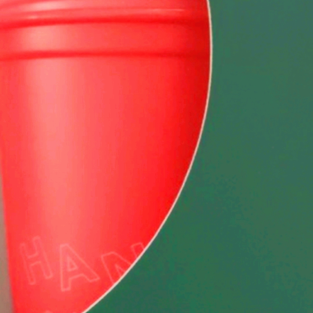 2019 Starbucks Pink hot cups